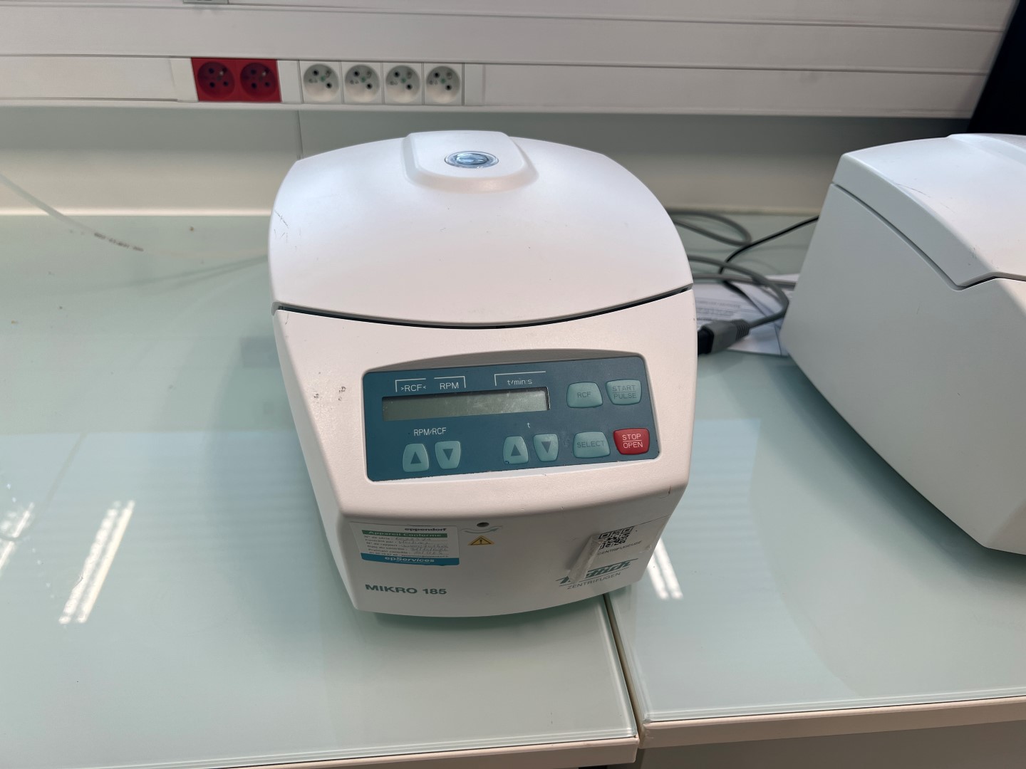 HETTICH MIKRO 185 - Microcentrifuge (2024)